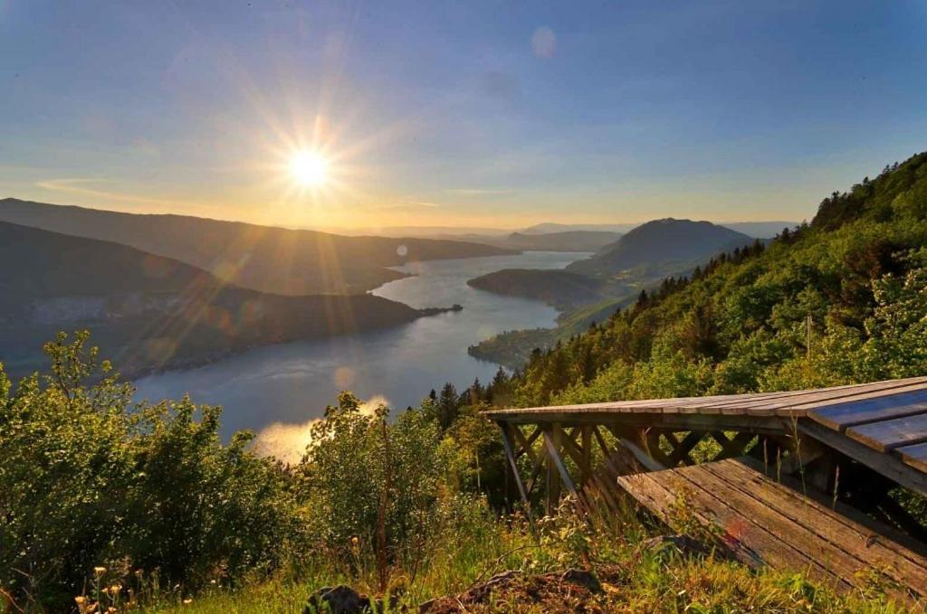 Le Santiego 100M Du Lac Et 4Km Du Vieil Annecy Sévrier Kültér fotó