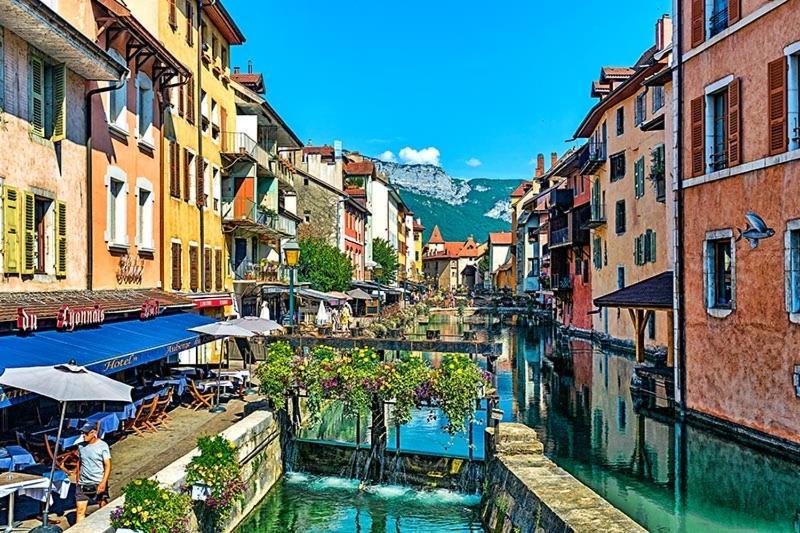 Le Santiego 100M Du Lac Et 4Km Du Vieil Annecy Sévrier Kültér fotó